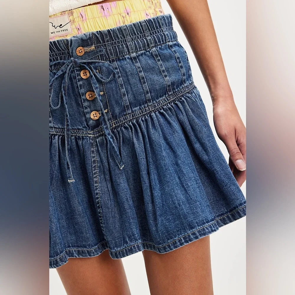 Free People NWOT Roselle Denim mini skirt- m - Picture 1 of 7